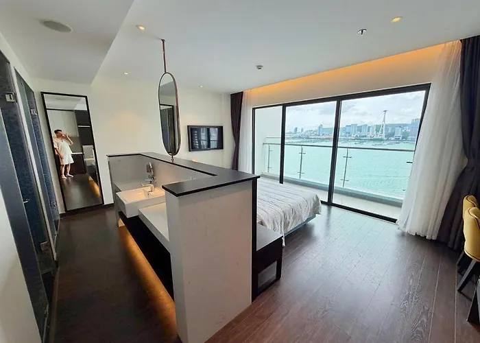 Apartment The Sapphire - Sea View Ha Long